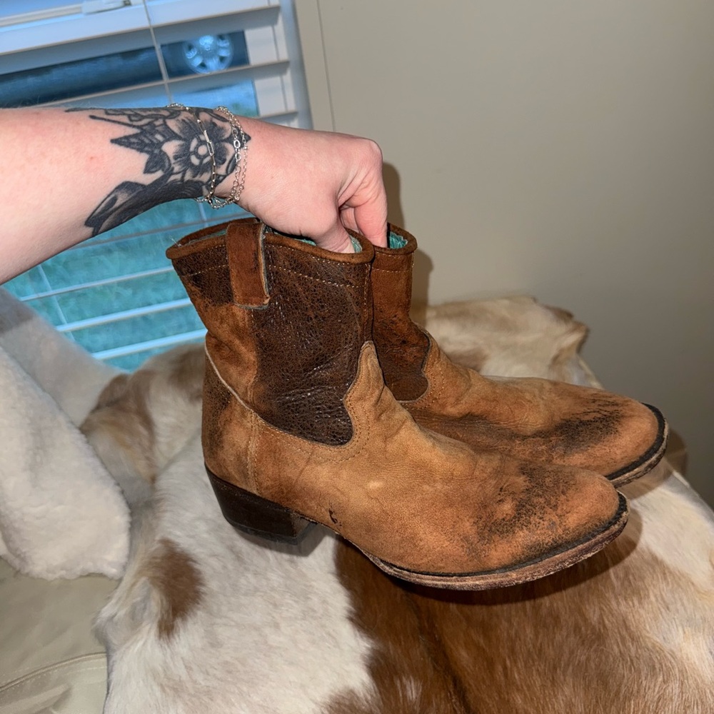 Corral lamb suede boot